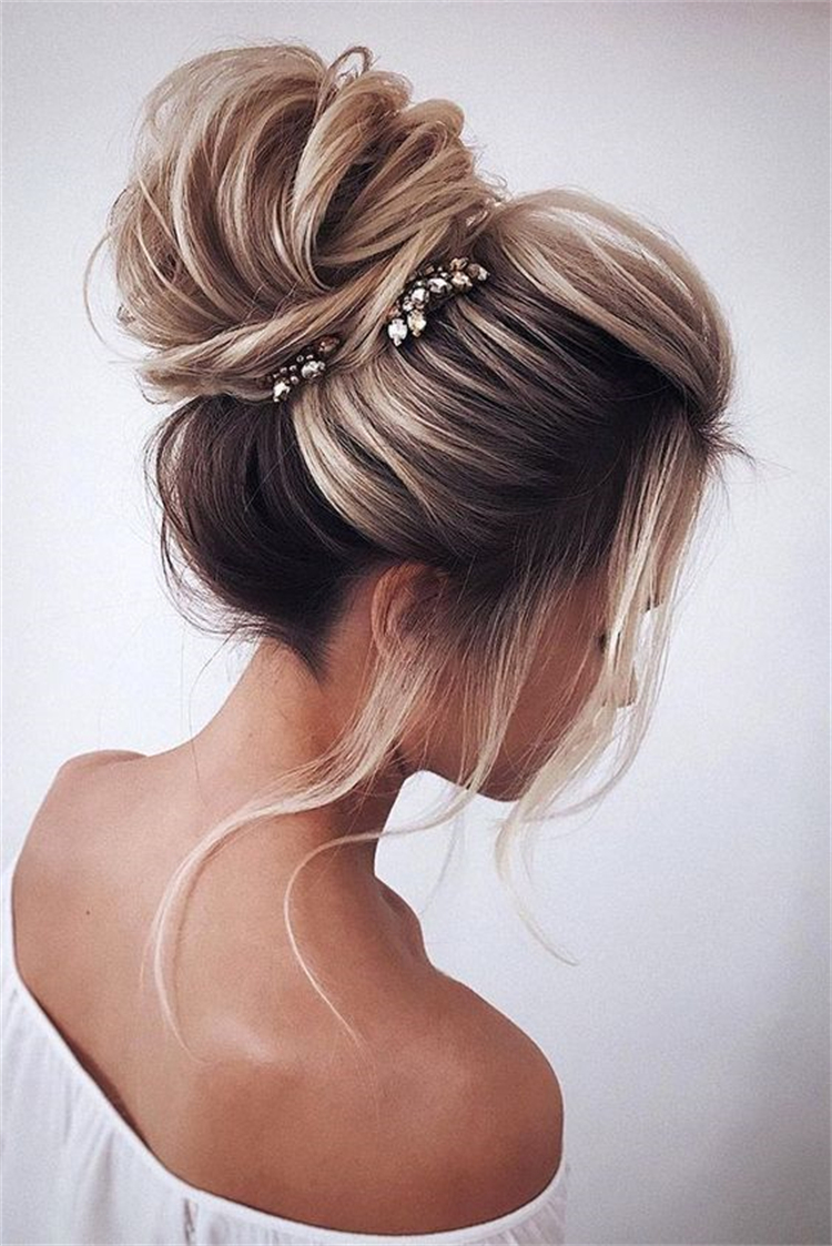 Gorgeous And Chic Updo Hairstyles For Your Inspiration; Hairstyles; Updo Hairstyles; Wedding Hairstyles; Chic Hairstyles; Bun Hairstyles; High Bun Updo Hairstyles; Low Updo Hairstyles; Braided Updo Hairstyles; #hairstyles #updo #updohairstyles #lowupdohairstyles #highbunupdohaistyles #braidedupdo #weddinghairstyles #chichairstyle