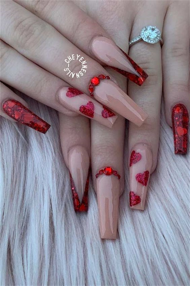 Pretty Nail Designs With Heart Shape To Warm Your Heart; Heart Shape; Heart Shape Nail Design; Nail Design; Short Square Heart Shape Nail; Coffin Nail Heart Shape; Almond Heart Shape Nail; #nail #naildesign #squarenail #coffinnail #almondnail #heartshapenail #heartshape #heartshapenail
