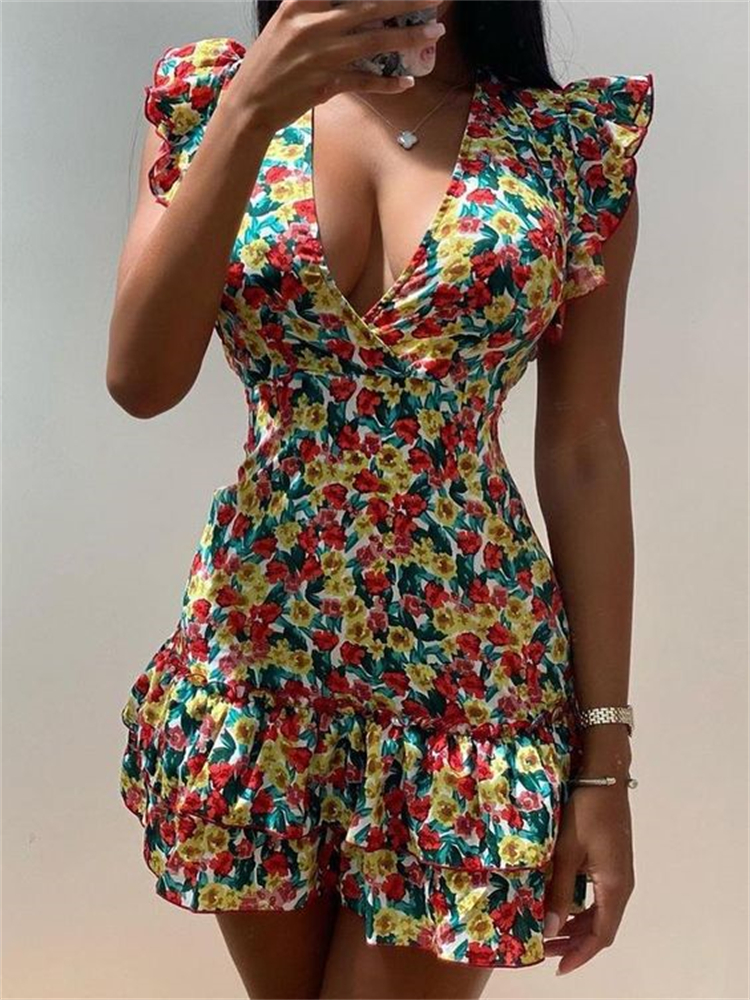 Pretty Summer Floral Print Dresses To Make You Look Gorgeous; Summer Dress; Floral Dress; Floral Print Dress; Long Floral Dress; Mini Floral Dress; Off The Shoulder Floral Dress; Dress; #summerdress #floraldress #floralprintdress #longfloraldress #minifloraldress #offtheshoulderfloraldress