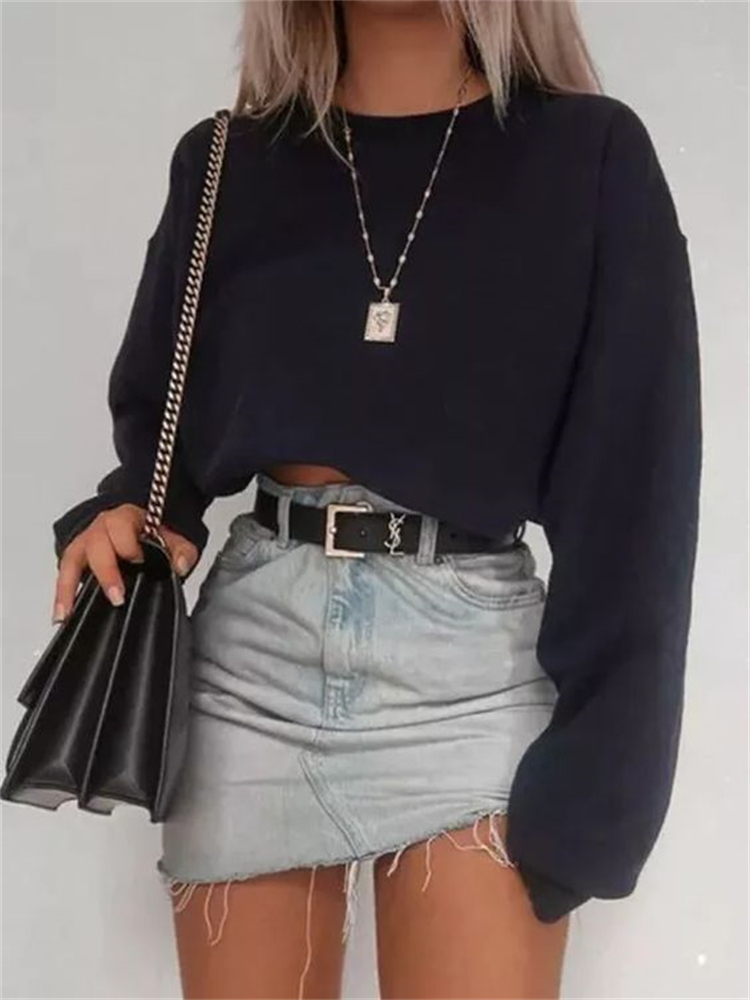 Gorgeous Back To School Outfits To Make You Look Amazing; School Outfits; Outfits; Jeans Outfits; Skirt Outfits; Dress Outfits; Back To School Outfits; #outfits #schooloutfits #casualoutfits #skirtoutfits #jeansoutfits #rippedjeans #dressoutfits
