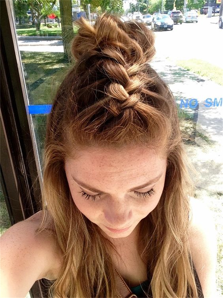 Gorgeous Hairstyles With Braids For Your Inspiration; Hairstyle; Braided Hairstyles; Bob Braids Hairstyles; Spring Hairstyle; French Braided; Half Up Half Down Braids Hairstyles; Top Knot Braids Hairstyles #braidedhairstyle #hairstyle #springhairstyle #bobbraidshairstyle #halfuphalfdownbriadshairstyle #topknot #topknothairstyles 