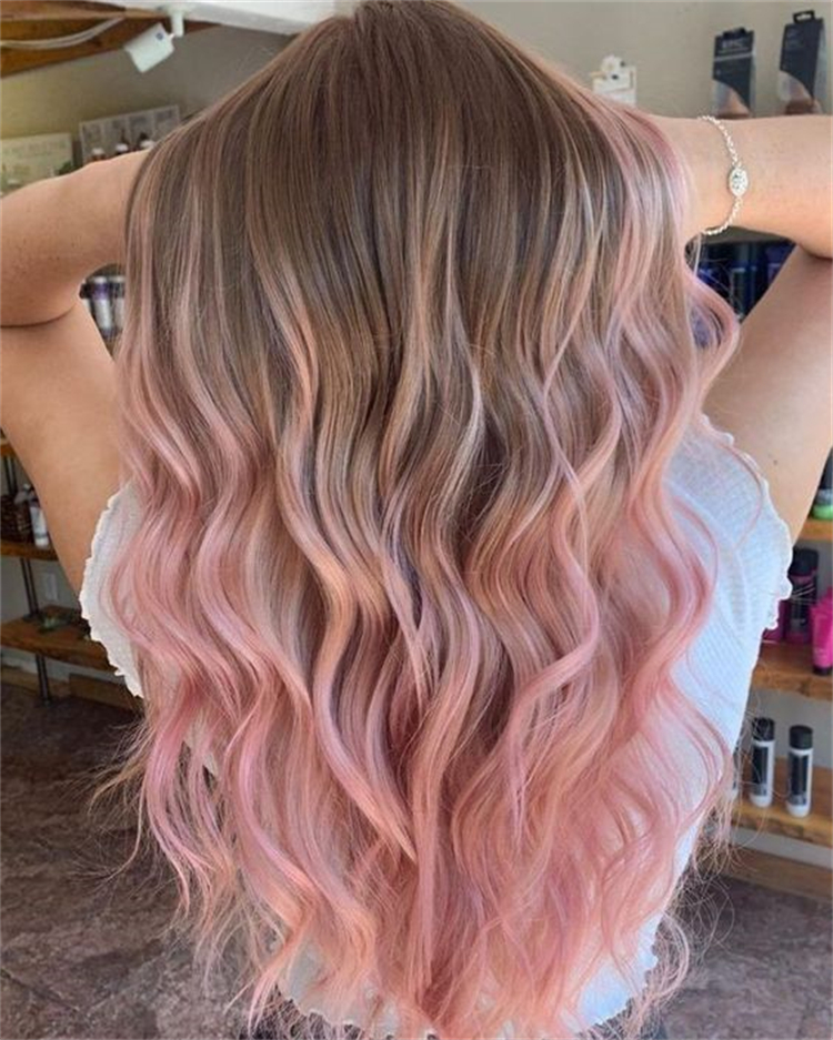 Amazing Fall Hair Colors To Conquer This Season; Hair Color; Fall Hair Color; Hair; Hair Ideas; Hairstyles; Balayage Hair Color; Blonde hair Color; #hair #haircolor #balayagehaircolor #hairstyle #fallhaircolor #pinkhaircolor #caramelhaircolor