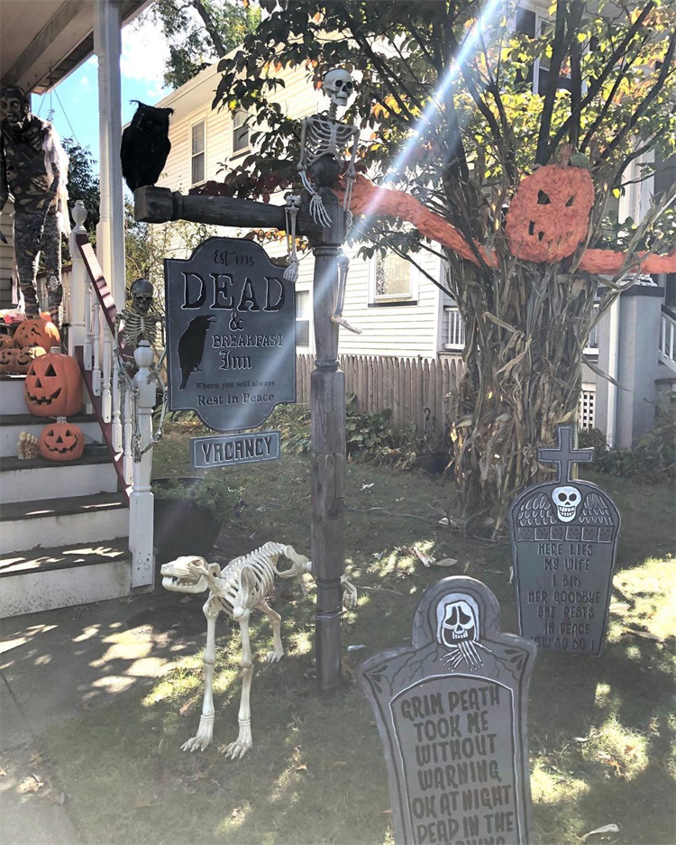 Scary Halloween Front Yard Decoration Ideas To Inspire You; Halloween Home Decor; Halloween; Halloween Outdoor Decoration;Halloween Decoration; Halloween; Halloween Ghost Decoration; Halloween Zombie Decoration; Halloween Pumpkin Decoration; Halloween Tombstone Decoration; Halloween Spider Decoration; Halloween Skeleton Decoration; #halloween #halloweendecoration #homedecor #halloweenoutdoordecor #halloweenspider #halloweenskeleton #halloweenpumpkin #halloweentombstone
