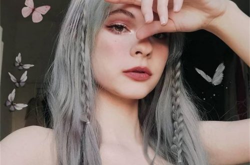 25 Amazing Silver Hair Color Hairstyles You Must Love To Try; Silve Hair; Silver Color; Platinum Hair; Hair Color; Ash Brown Hair; Hair; Hairstyles; Silver Ponytail; Silver Hairstyles; #silverhair #silverhaircolor #haircolor #silverhair #platinumhair #silverhairstyles
