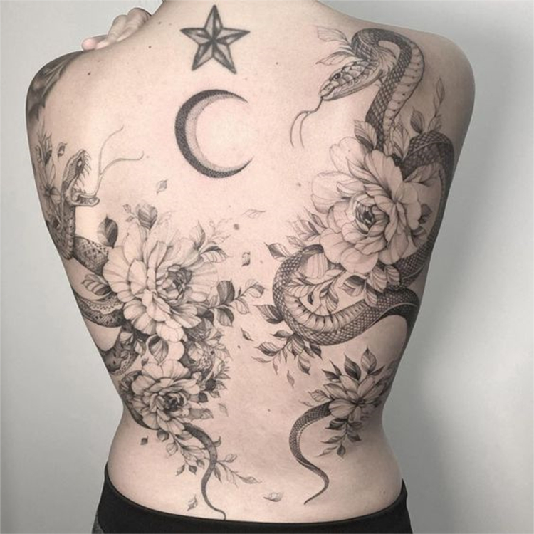 Amazing And Unique Tattoo Designs You Deserve To Have; Unique Tattoo; Tattoo; Tattoo Designs; Arm Tattoo; Back Tattoo; Thigh Tattoo; Floral Tattoo; #tattoo #tattoodesign #armtattoo #backtattoo #thightattoo #highthightattoo #floraltattoo #uniquetattoo