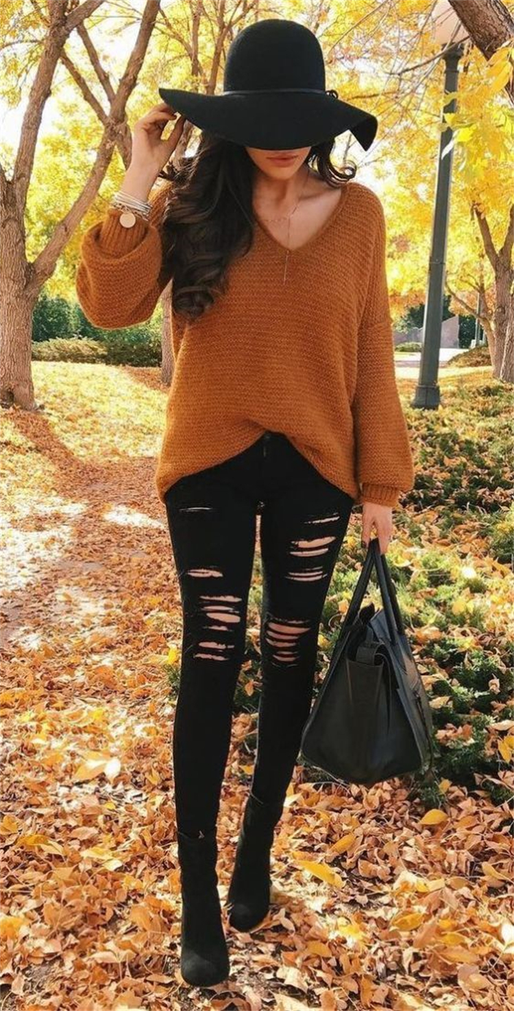 Elegant Fall Outfit Ideas To Give You A Flawless Look; Fall Outfits; Outfits; Fall Skirt; Fall Dress; Fall Jeans; Fall Outfits Ideas; Skirt; Dress; Jeans Outfits; #falloutfits #outfits #fallskirt #falldress #falljeans #skirt #dress #jeansoutfits