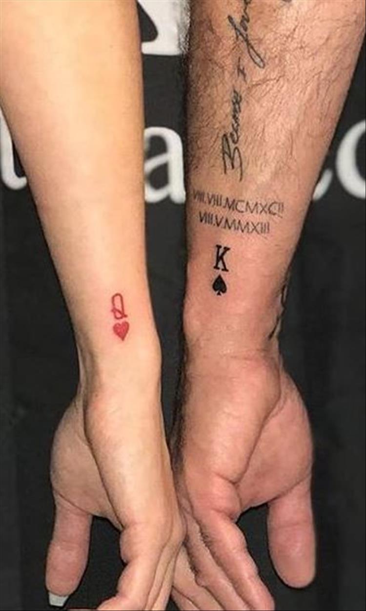 Gorgeous Couple Matching Tattoos To Make Your Fall In Love; Couple Tattoo Ideas; Couple Tattoos; Matching Couple Tattoos;Simple Couple Matching Tattoo;Tattoos; Finger Matching Tattoo; Ankle Matching Tattoo; Shoulder Couple Matching Tattoo; #tattoo #couplematchingtattoo #matchingtattoo #fingermatchingtattoo #armmatchingtattoo #anklematchingtattoo #shouldermatchingtattoo #coupletattoo