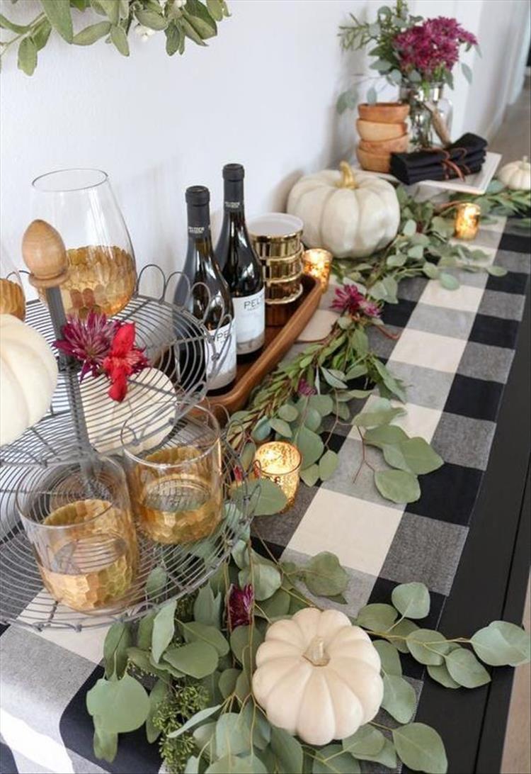 #homedecor, holiday, table centerpiece, table decor, thanksgiving, thanksgiving table centerpiece, thanksgiving table decor, thanksgiving table setting #thanksgiving #thanksgivingdecor #homedesign #falldecor #fallhomedecor, homedecor, fall home decor