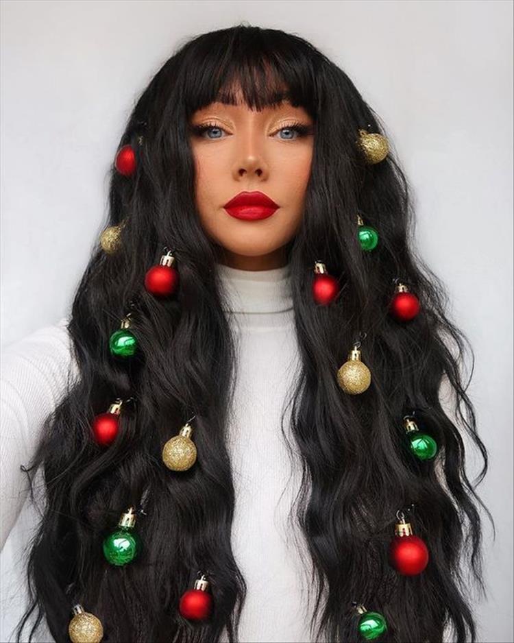 Amazing And Gorgeous Christmas Hairstyles For Your Big Day, holiday hairstyles, hairstyles, Christmas hairstyles, Christmas, festival hairstyles #hairstyles #holidayhairstyles #christmas #christmashairstyles 