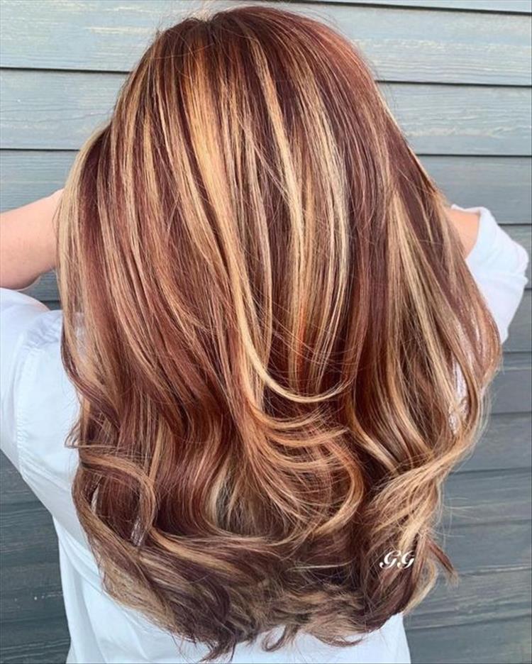 #hairstyle, balayage hair color, caramel hair color, fall hair color, hair, haircolor, pink hair color,#haircolor, hair color, ombre color, ombre hair, ombre hair color #fallhaircolor #autumnhaircolor