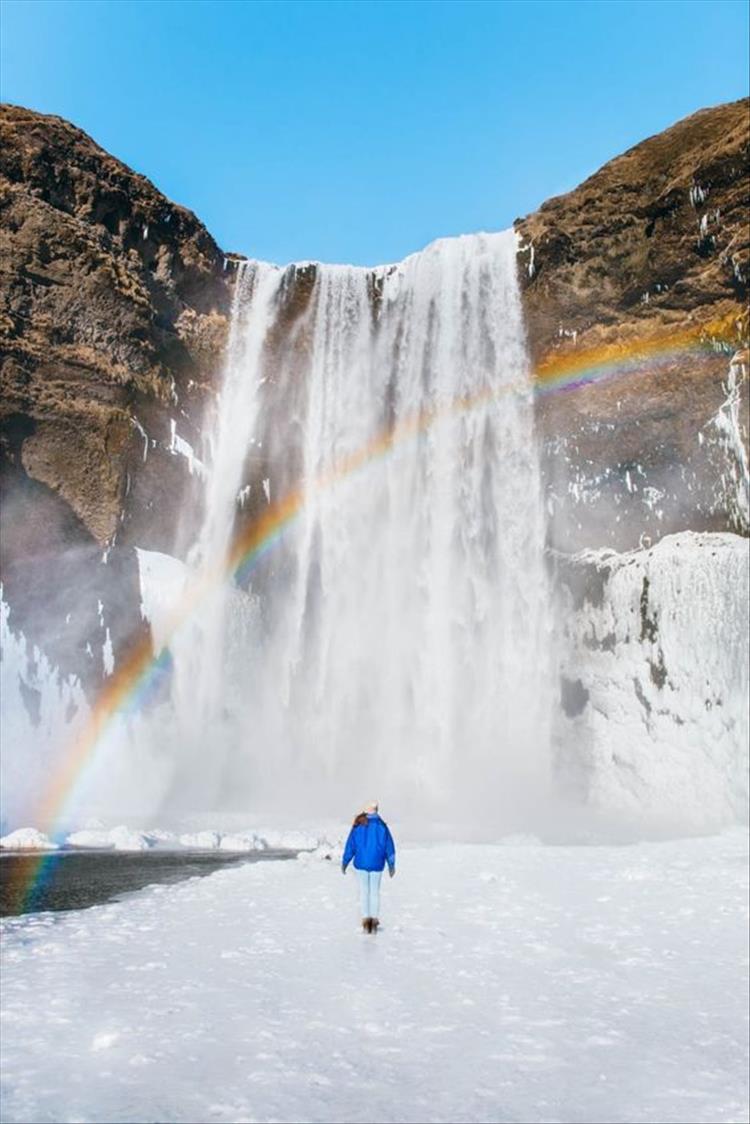 Iceland #lceland #Reykjavík #travelinReykjavík #icelandlagoons #icelandwinter #wintericeland , winter travel, travel tips, travel vlog, travel, travel tips