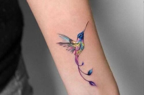 Beautiful Bird Tattoo Designs To Make You Feel Free，bird tattoo, tattoo, small tattoo, small bird tattoo, ankle bird tattoo, arm bird tattoo #tattoo #birdtattoo #smallbirdtattoo #anklebirdtattoo #armbirdtattoo
