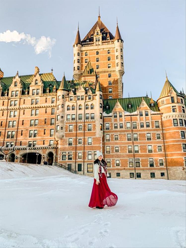 How To Arrange The Best Christmas Trip To Canada, Christmas, Christmas Trip, Canada, Winter Canada, Quebec, Vancouver, Ottawa, Banff, Canada Banff, Christmas Holiday #holidaytrip #christmastrip #Christmas #Quebec #CanadaChristmas #Christmasholiday #Christmastirp
