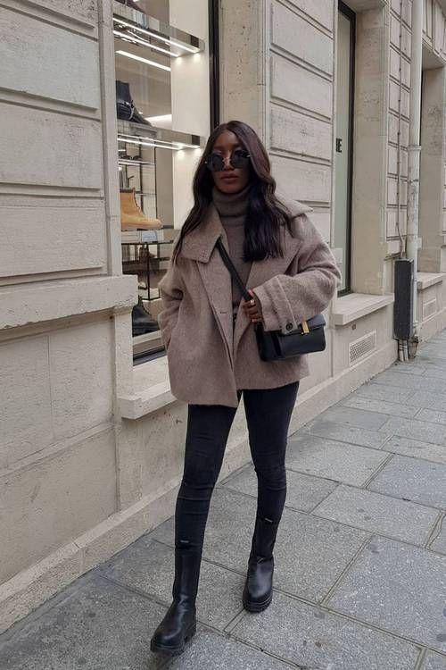 How To Match Your Winter Outfits With Boots? Here Are The Answers! winter outftis, outfits, winter boots, winter jackets, winter coat, outfits style, #winteroutfits #winterboots #winterjackets #wintercoat #outfits